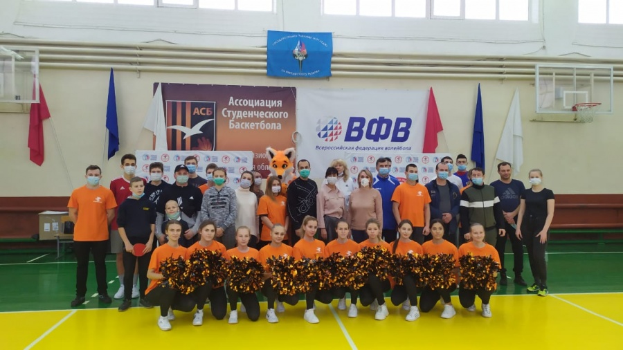 В Брянском государственном училище олимпийского резерва в рамках грантового проекта АСМО Брянской области «ТОС — территория здоровья!» состоялся турнир по настольному теннису среди команд ТОС Брянской области.