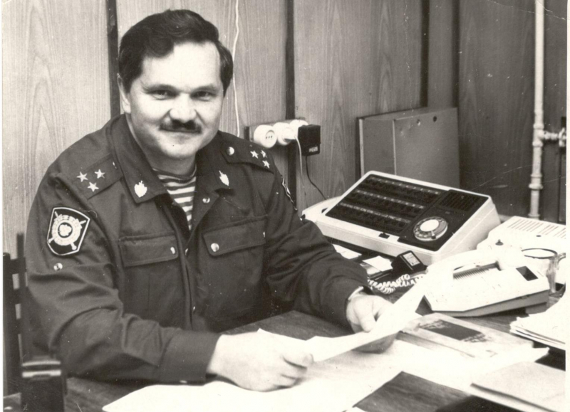 Презентация книг В. Кондрашова "Берега моей памяти" и "Притяжение"