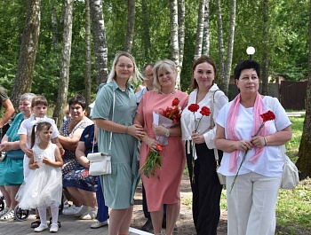 9 июля исполнительный директор Ассоциации "Совет муниципальных образований Брянской области" Наталья Пригаро приняла участие в торжественной церемонии официального открытия ряда проектов, реализуемых в рамках государственных программ 